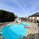Clos Leonard Апартаменты *