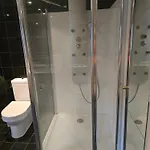 Clos Leonard Апартаменты *
